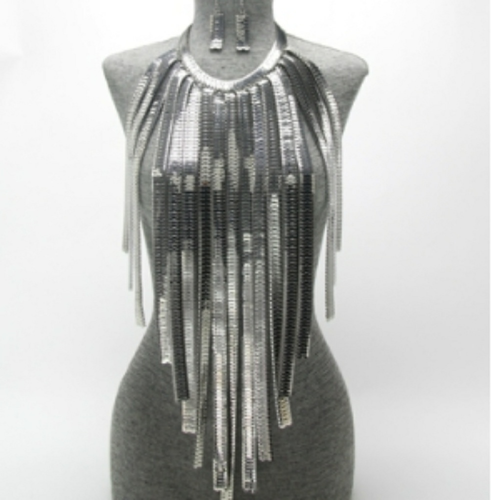 Statement necklace set